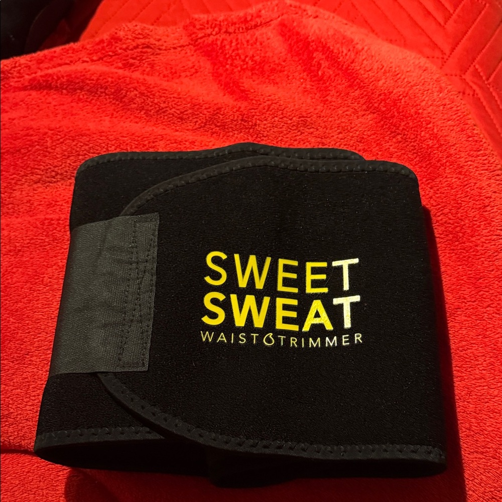 Sweet Sweat Black Waist Trimmer